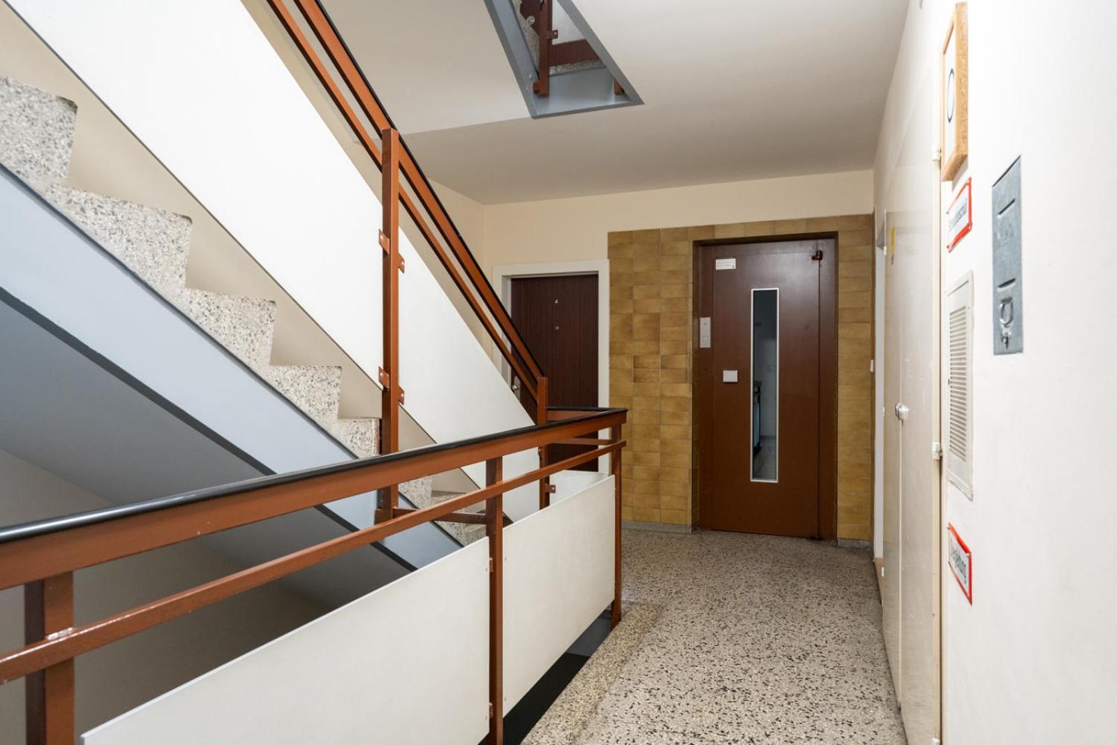 Two Bedrooms - 85 Squaremeters - 4 Min To U6 Dresdner Str فيينا المظهر الخارجي الصورة