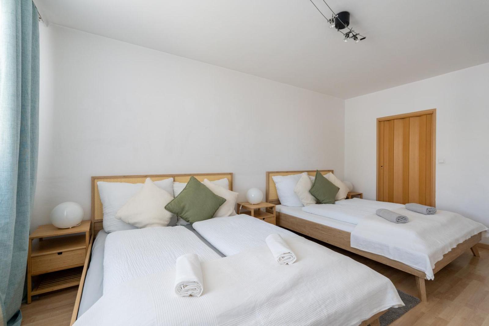 Two Bedrooms - 85 Squaremeters - 4 Min To U6 Dresdner Str فيينا المظهر الخارجي الصورة