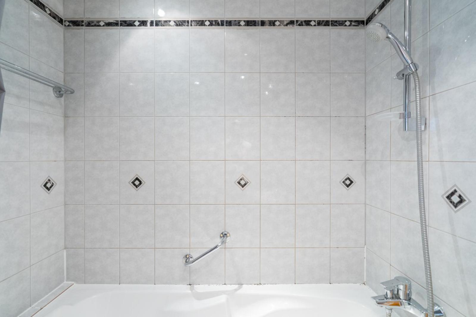 Two Bedrooms - 85 Squaremeters - 4 Min To U6 Dresdner Str فيينا المظهر الخارجي الصورة