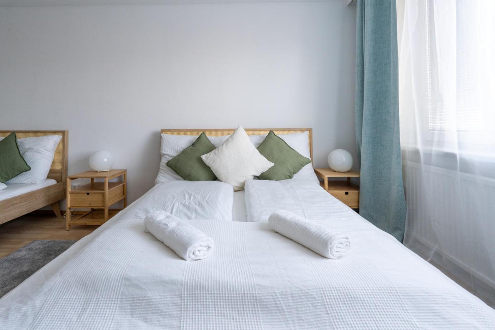 Two Bedrooms - 85 Squaremeters - 4 Min To U6 Dresdner Str فيينا المظهر الخارجي الصورة